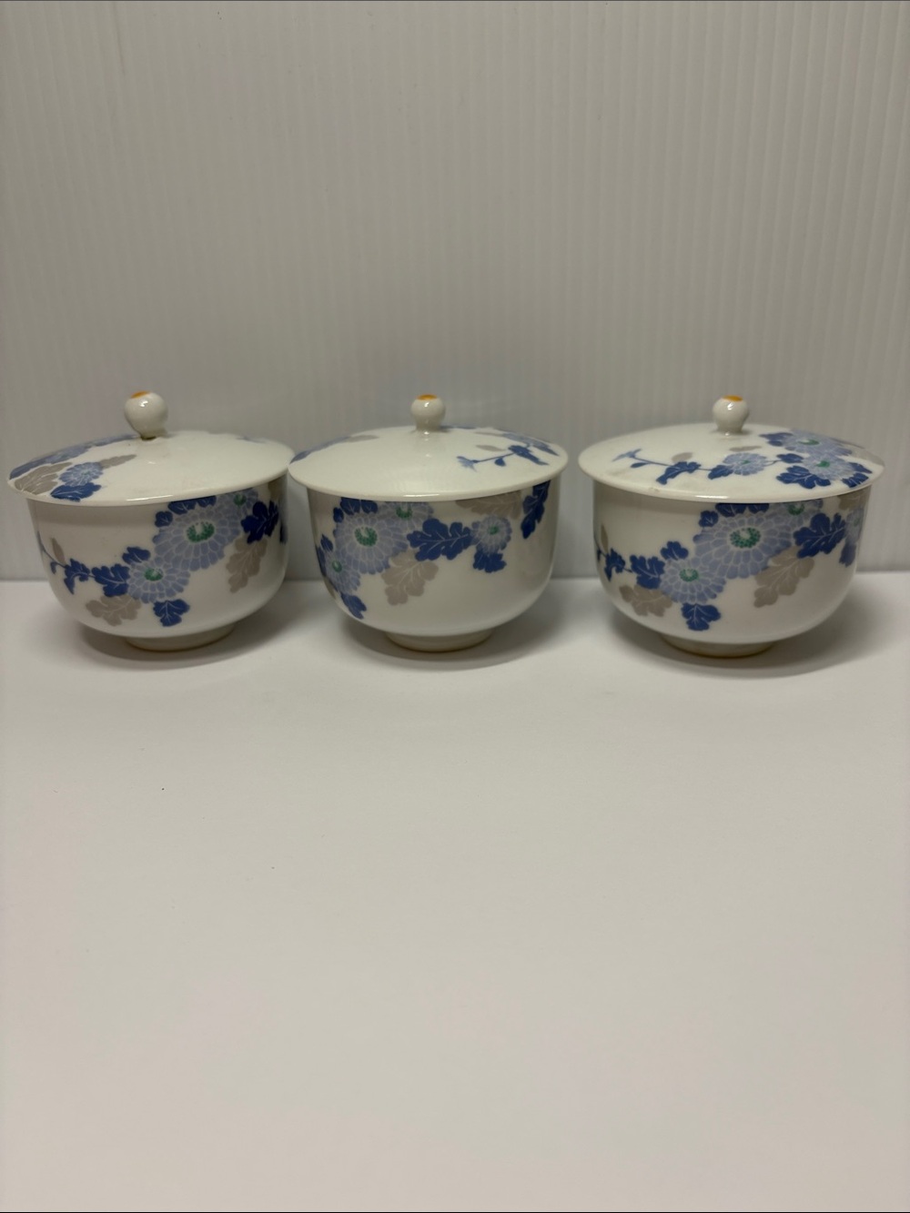 Blue Floral Porcelain Lidded Tea Cups (Set of 3) - Picture 5 of 8